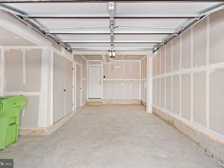 3404 Chester Aly — Photo 36