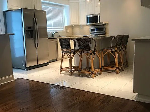 412 Glendale Rd, Glenview, IL 60025