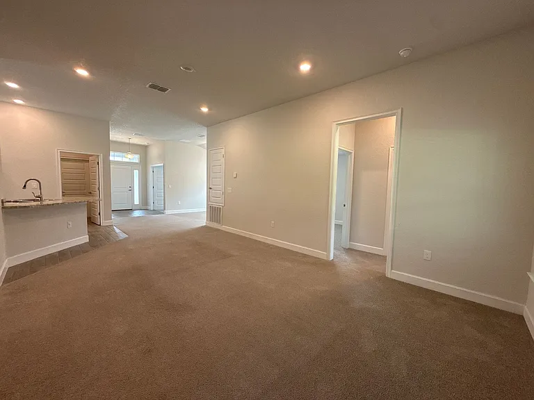 199 NW 45th Loop — Photo 15