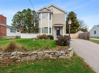 42 John St, Westerly, RI 02891