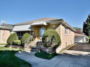 4713 N Sayre Ave, Harwood Heights, IL 60706