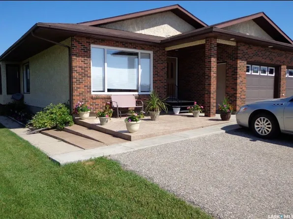 30 Souris CRESCENT, Redvers, SK S0C 2H0