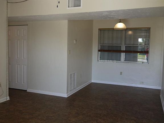 4th image of 21338 Percy Ave