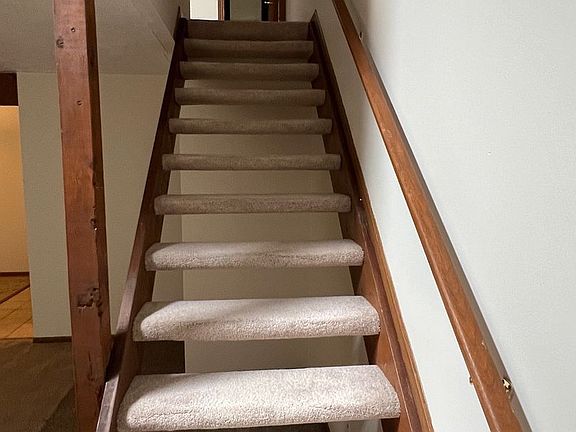 5th image of 7468 Huntington Dr #2