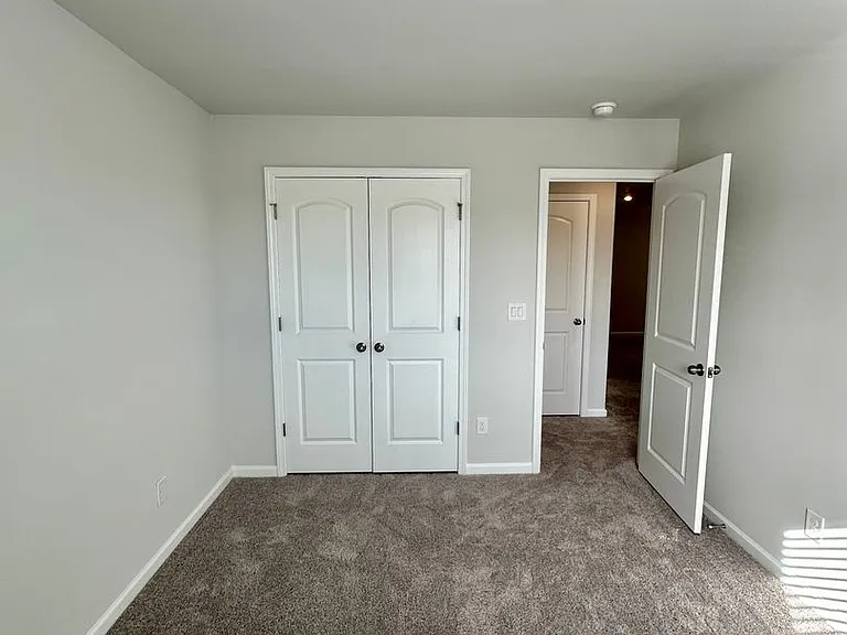 2123 Lavender Meadows Ct — Photo 25