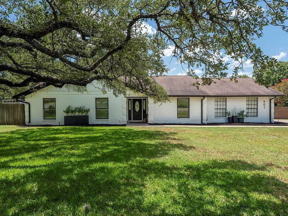 1st image of 407 Canyon Wren Dr