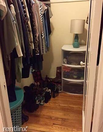 4th image of 516 W Cornelia Ave APT 117