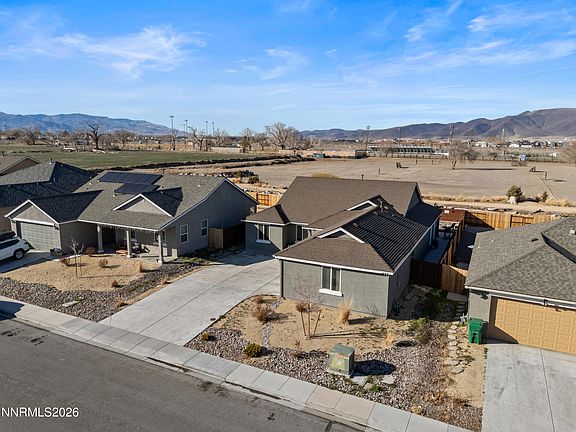 2nd image of 546 Country Hollow Dr