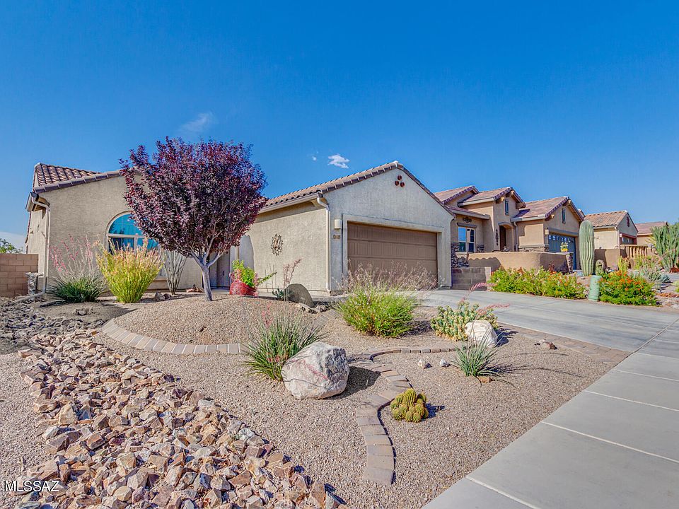 1st image of 13979 E Barouche Dr