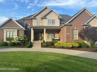 2701 Sparrows Point Pl, Louisville, KY 40245