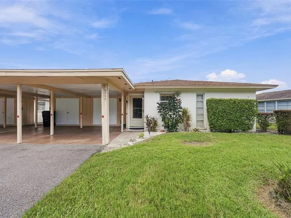 2711 51ST AVENUE W #2711, BRADENTON, FL 34207