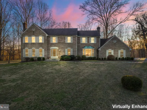 13644 Maidstone Ln, Rockville, MD 20854