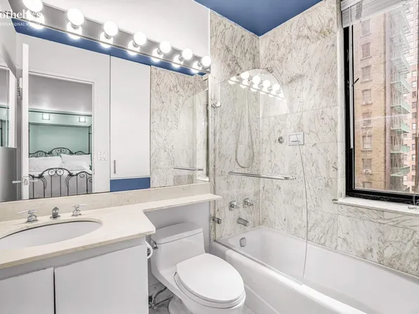 311 East 38th Street image 8 of 13