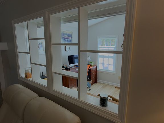 5th image of 218 Rocky Cir