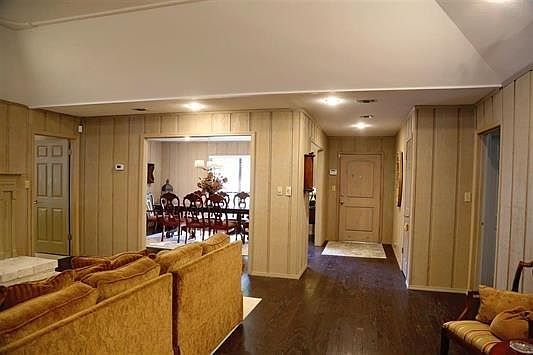 4th image of 1025 Wilburn Dr