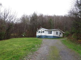 677 Basin Br, Haysi, VA 24256