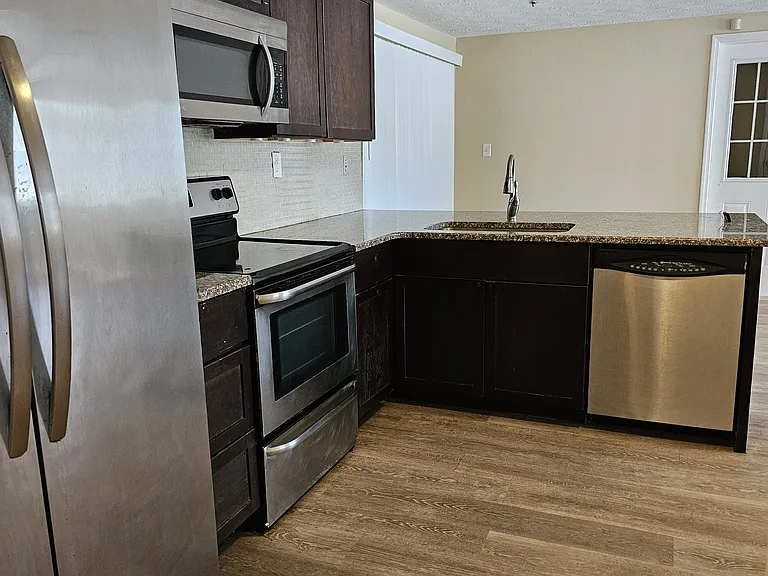 3521 Allandale Dr — Photo 8