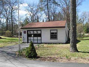 3rd image of 7331 Chain Lake Dr