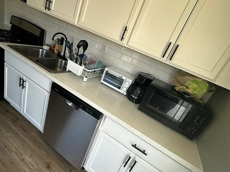 419 W Decatur Ave — Photo 5