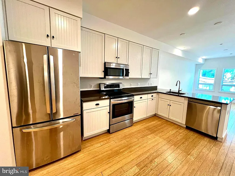 520 Carpenter Ln #28-1D — Photo 6
