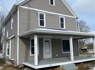190 S Main St, Creston, OH 44217