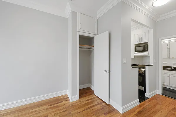 Rented by Cooper & Cooper Real Estate | media 8