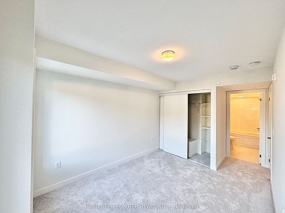 3rd image of 3538 Colonial Dr #19