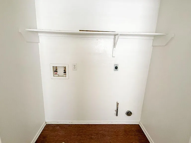 503 Willow West Dr — Photo 7