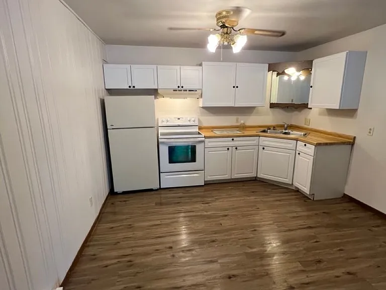 2802 Jelinek Ave — Photo 6