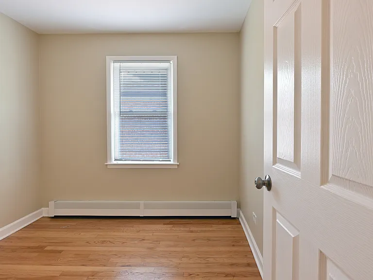 1018 S 11th Ave #2 — Photo 8