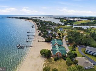 17295 Oakwood Lodge Ln #6, Piney Point, MD 20674