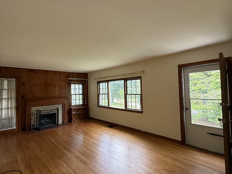 312 N Chilhowee Dr — Photo 9