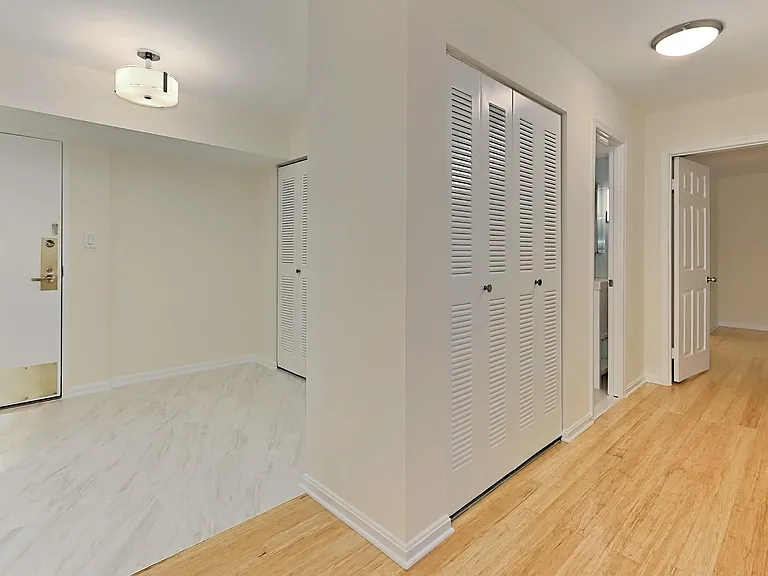 3800 Powell Ln #314 — Photo 23