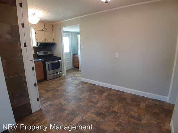 4th image of 6711 Oxford Ave