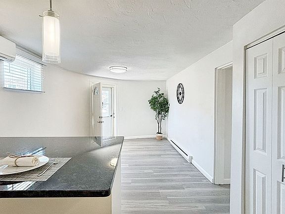 3rd image of 599 Beach St #1