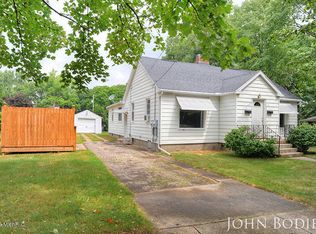 153 Meerse St SE, Grand Rapids, MI 49507