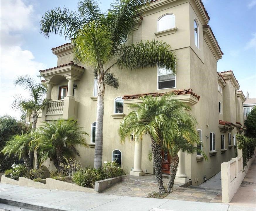 1st image of 613 9th St