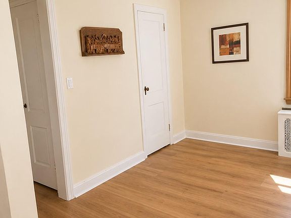 5th image of 11 Prince Street