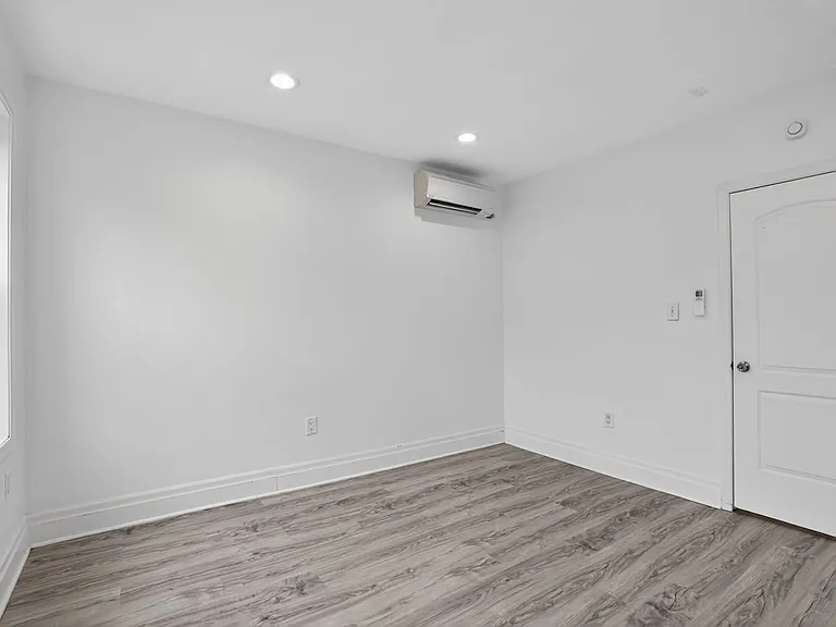 1302 N Dover St — Photo 20