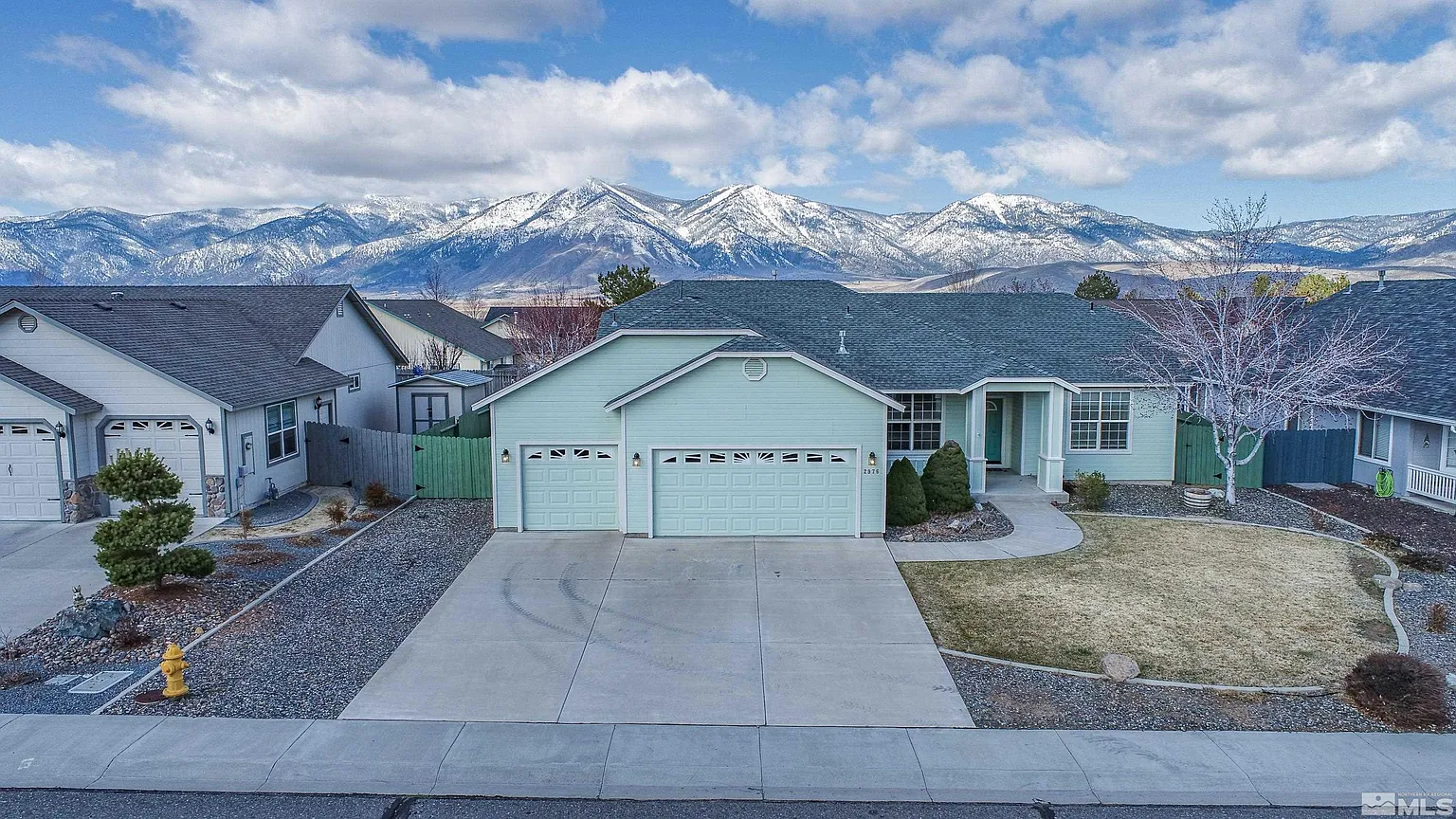 2976 Del Rio Ln photo 1