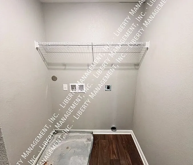 6747 Sabinal — Photo 26