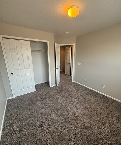3rd upper bedroom