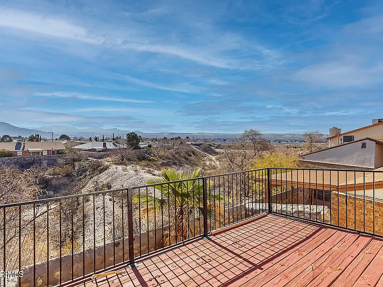 150 Silver Shadow Dr #D — Photo 29
