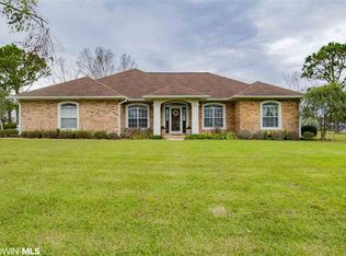 9515 Clubhouse Dr, Foley, AL 36535