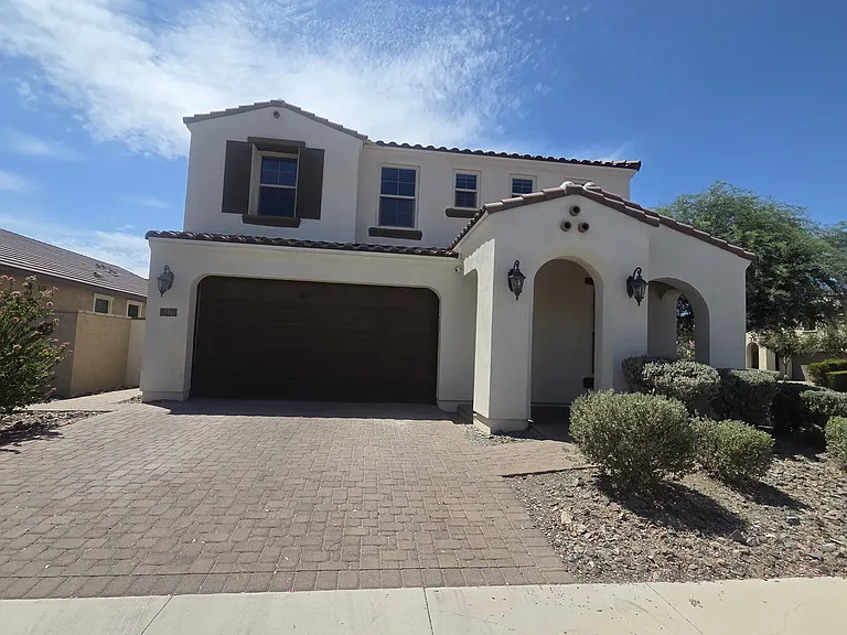5220 S Hadron — Photo 2