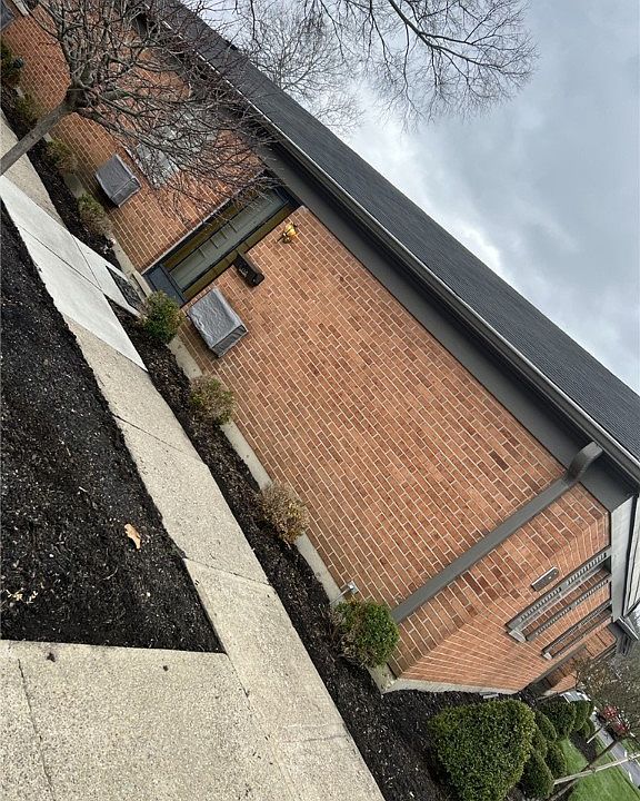 1st image of 5446 Dunmore Dr