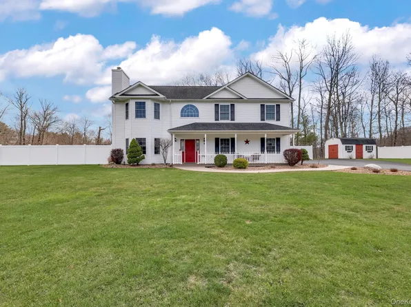 8 Dot Calm Drive, Otisville, NY 10963