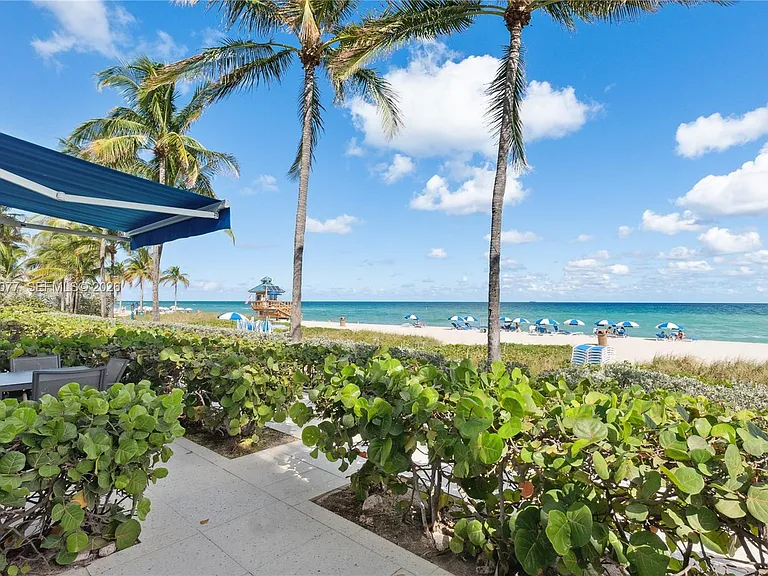 18911 Collins Ave #901 — Photo 35