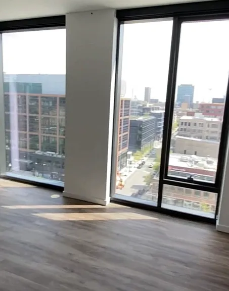 188 N Aberdeen St — Photo 10