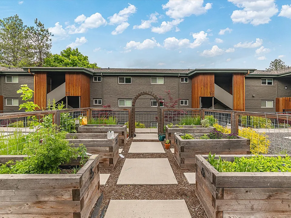 Greenview Manor Apartments